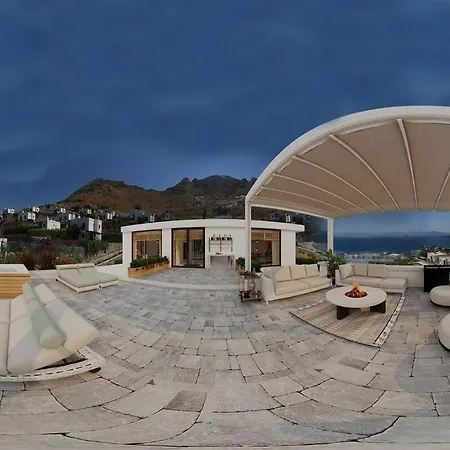 Super Luxury With Amazing View And Pool